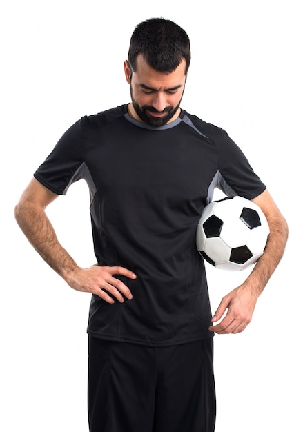 国足FIFA排名骤降 亚洲杯早早出局引发球迷热议与反思